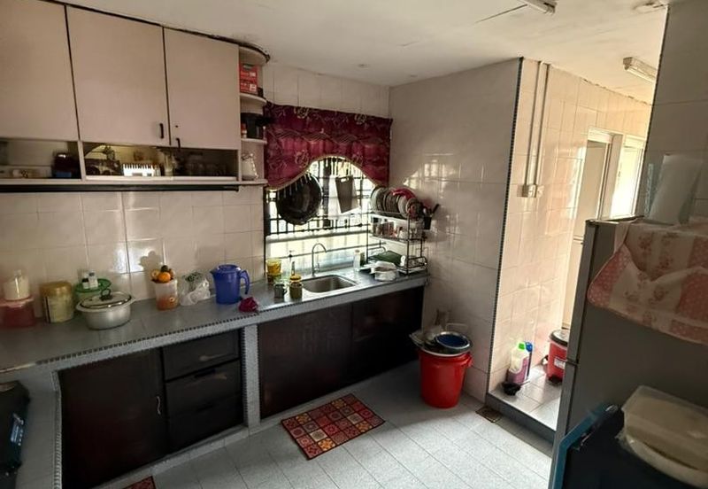 Single storey low cost house in Taman Aman Senai for sale 