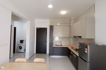 Baypoint @ Country Garden Danga Bay