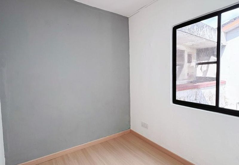 Flat Tasek 64, Bandar Baru Seri Alam