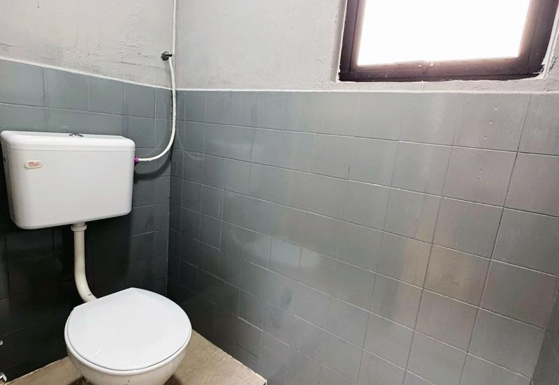 Flat Tasek 64, Bandar Baru Seri Alam