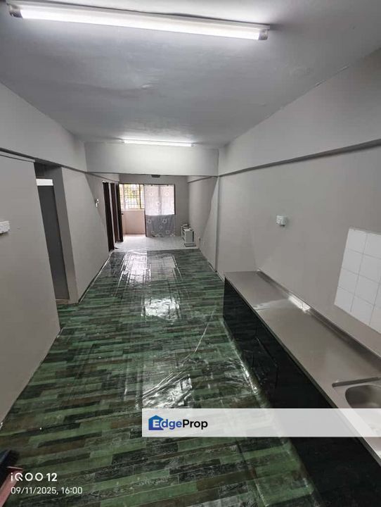 Flat (level 3) in Bandar Seri Alam for sale , Johor, Masai