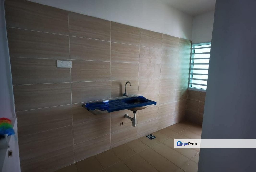Double storey terrace house in Taman Mutiara jaya for sale , Johor, Skudai