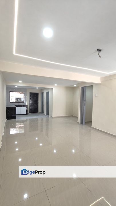 Double storey low cost terrace house in Taman Plentong for sale, Johor, Masai