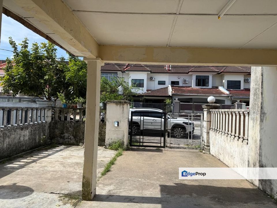 Double storey terrace house in Bandar selesa Jaya for sale , Johor, Skudai