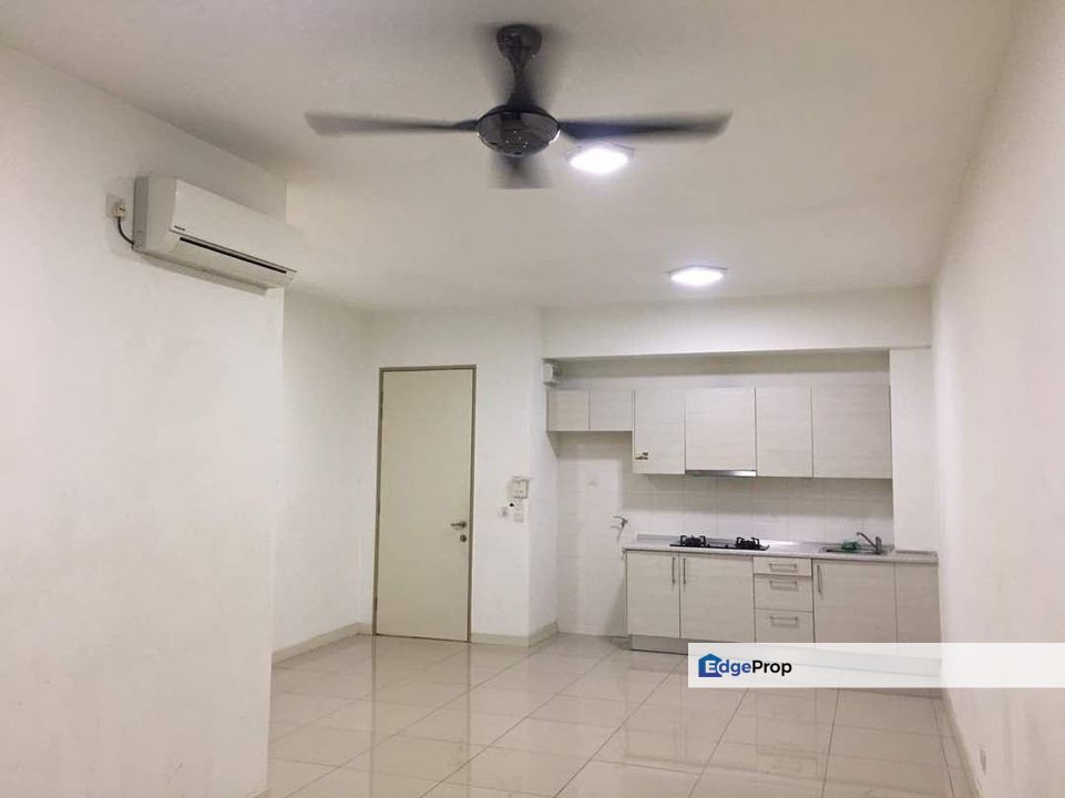 Greenfield Regency studio for sale , Johor, Tampoi