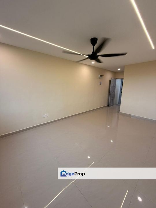 3 bedrooms in Pangsapuri Larkin Idaman Plot A1 for sale, Johor, Johor Bahru