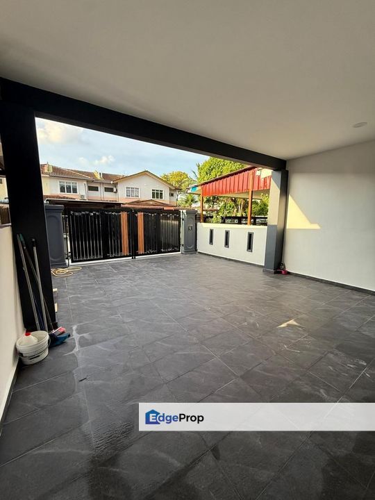 Double storey low medium cost house in Taman Nusantara for sale, Johor, Gelang Patah