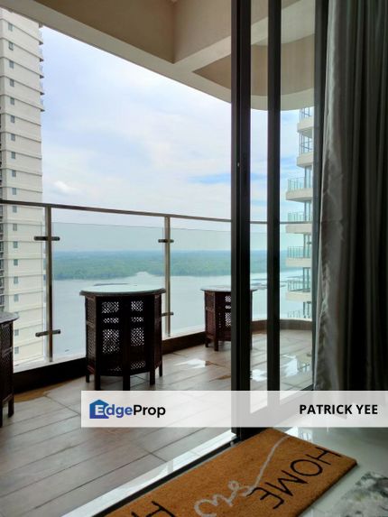 3 bedrooms seaview unit in bay Laurel @country garden danga Bay for sale, Johor, Johor Bahru