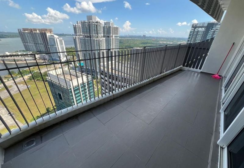 Encorp Marina Puteri Harbour