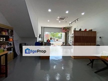 Shoplot ground floor in Taman Nusa Sentral for rent, Johor, 