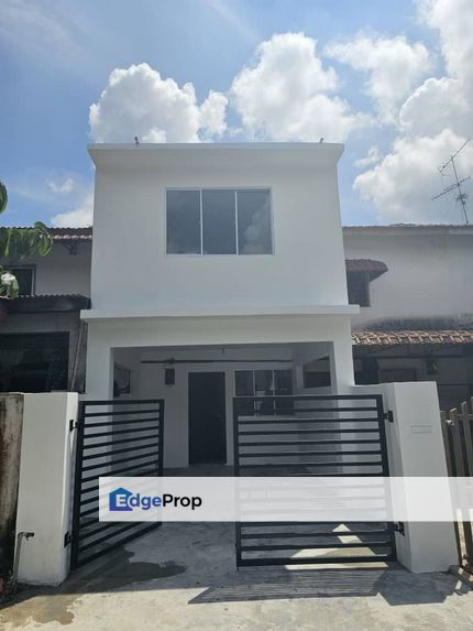 Double storey low cost terrace house in Taman Puteri wangsa for sale , Johor, Ulu Tiram