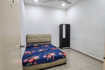 Single Storey Terrace House corner lot in Taman Bukit Indah for sale