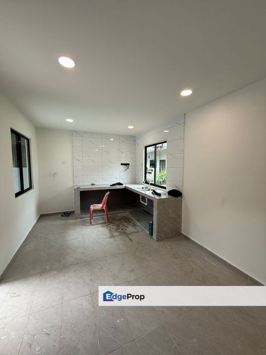 Double Storey Terrace House Endlot with land in Taman Bukit Indah for sale, Johor, 