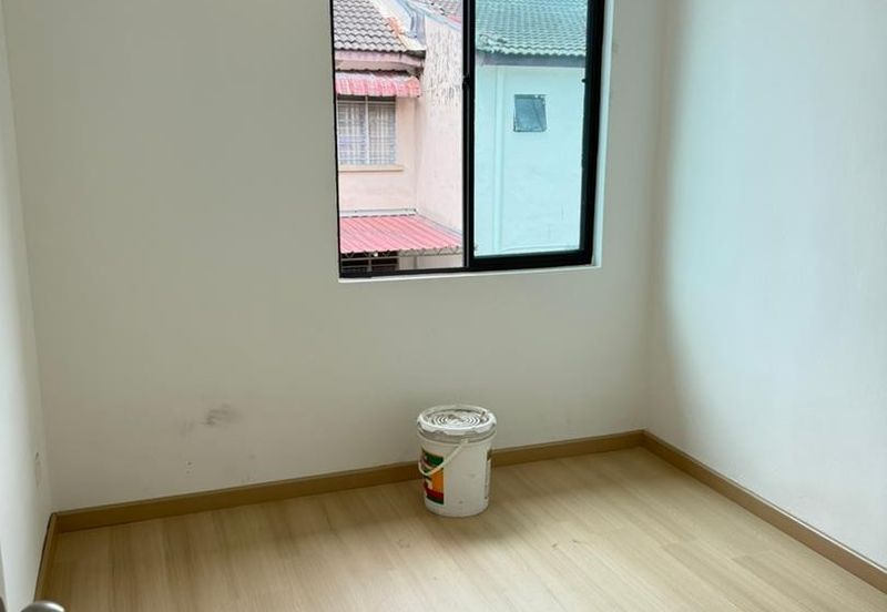 Double Storey Terrace House Endlot with land in Taman Bukit Indah for sale