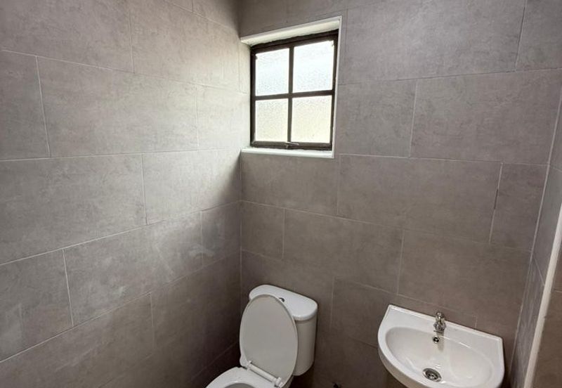 Double Storey Terrace House Endlot with land in Taman Bukit Indah for sale