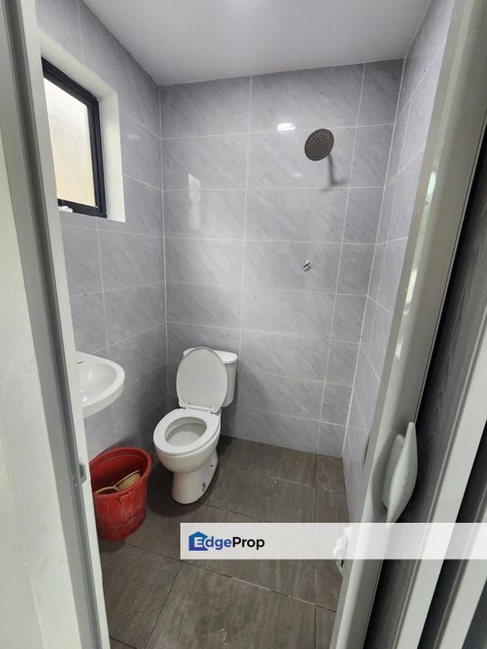 Single Storey Low Cost Terrace House Endlot in Taman Dahlia for sale , Johor, Tampoi