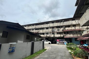 Flat Taman Ungku Tun Aminah