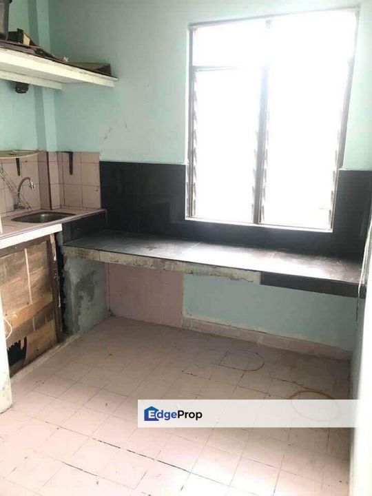 Kenari Flat in Kangkar Pulai for sale , Johor, Skudai