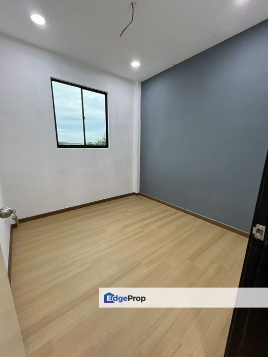 Flat in Taman Baiduri for sale , Johor, Johor Bahru