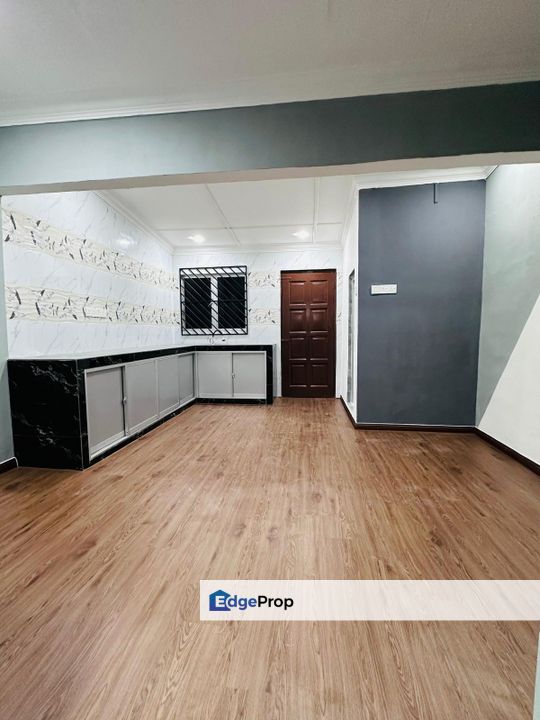 Double storey low medium cost terrace house in Taman Sri Maju for sale , Johor, Pontian