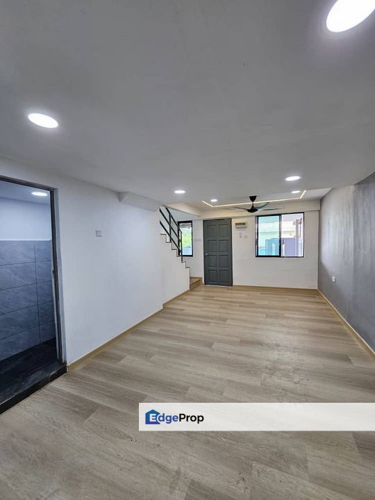 Double storey low medium cost terrace house in Taman Pasir Putih for sale , Johor, Pasir Gudang