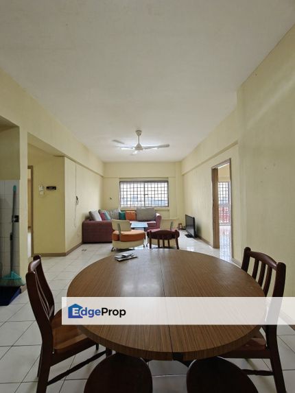 2 + 1 bedrooms in Larkin Utama for rent , Johor, Johor Bahru