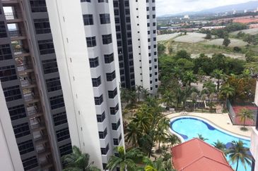 Mewah View Luxurious Apartments