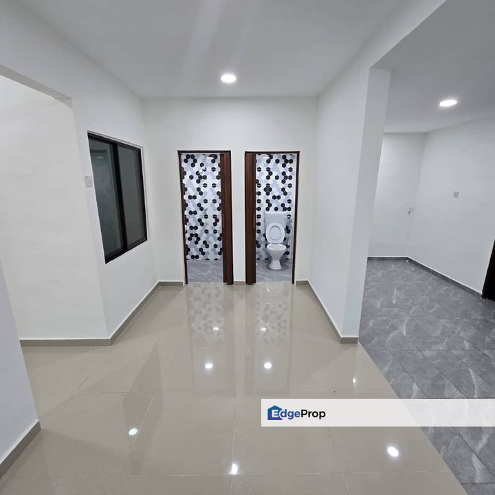 Single storey low cost terrace house in Taman Nesa for sale , Johor, Skudai