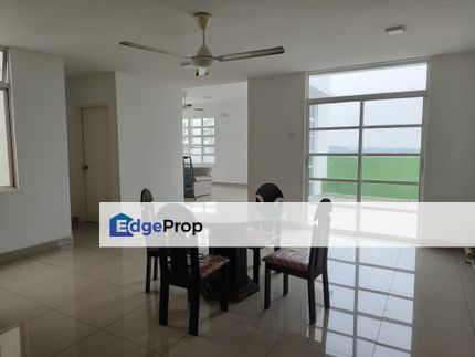 5 bedrooms penthouse in Nusa Heights for sale, Johor, Gelang Patah