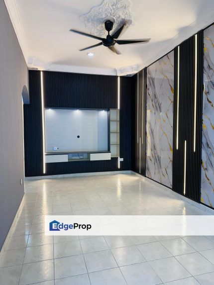 Single storey terrace house in Taman Putra Kulai for sale, Johor, Kulai