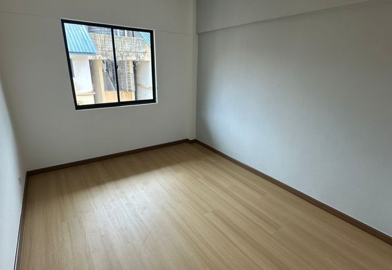 Flat Taman Plentong Utama