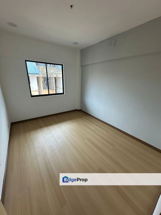 3 bedrooms flat in Taman Plentong Utama for sale , Johor, Pasir Gudang