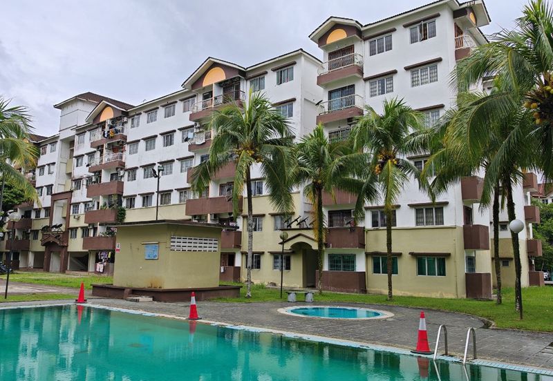 Sri Kenari Apartment