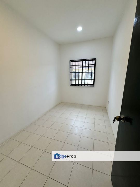 Double storey terrace house in Taman Scientex for sale , Johor, Pasir Gudang