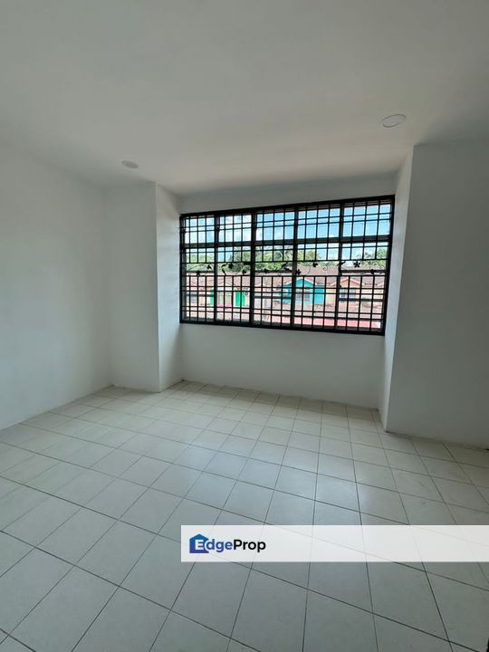 Double storey terrace house in Taman Scientex for sale , Johor, Pasir Gudang