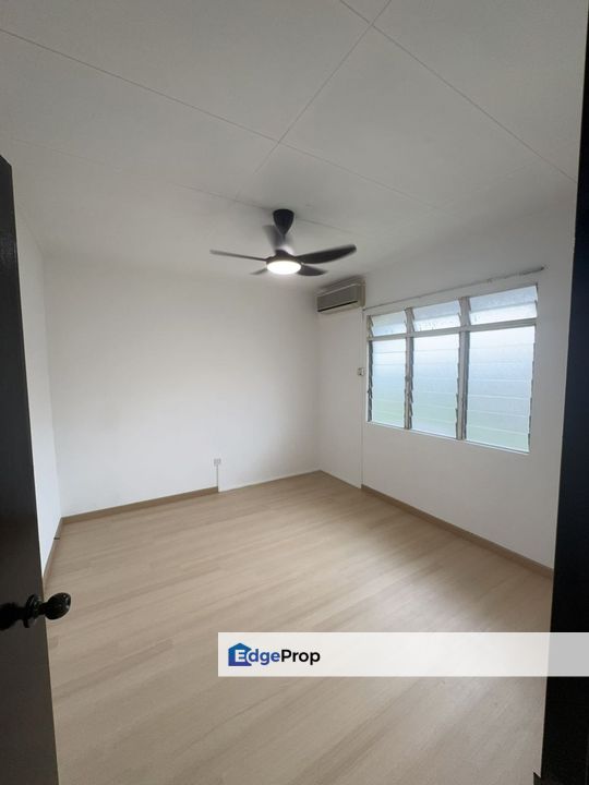 Flat in Taman Ehsan Jaya for sale , Johor, Johor Bahru