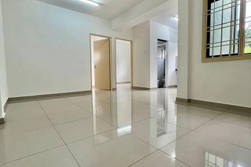 Pangsapuri Merak Kangkar Pulai