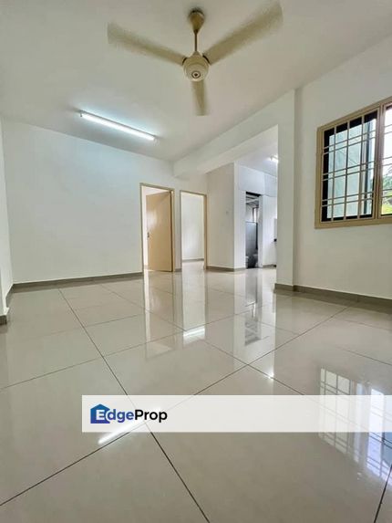 Flat in Pangsapuri Merak Kangkar Pulai for sale , Johor, Johor Bahru