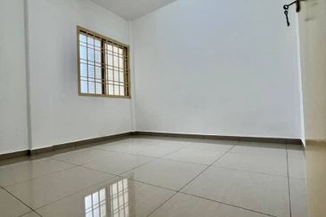 Pangsapuri Merak Kangkar Pulai