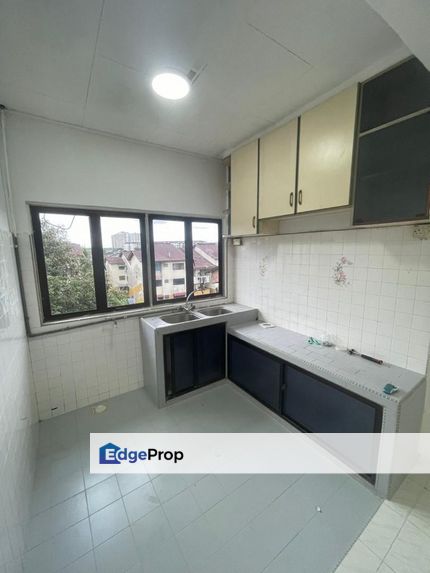 Flat in Bandar Selesa Jaya for sale , Johor, Skudai