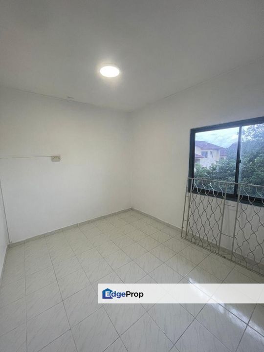 Flat in Bandar Selesa Jaya for sale , Johor, Skudai