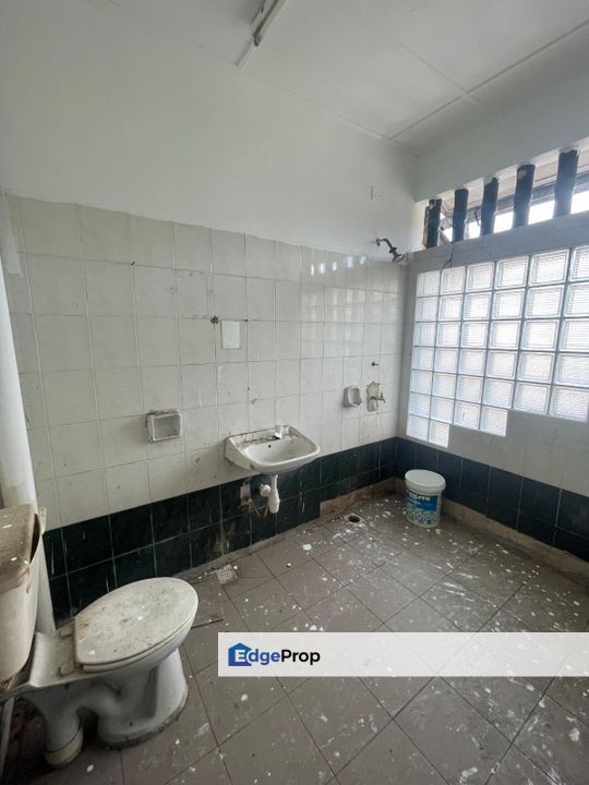 Double storey terrace house in Taman Senai Jaya for sale , Johor, Senai