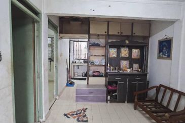 Flat Taman Ungku Tun Aminah