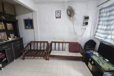 Flat Taman Ungku Tun Aminah