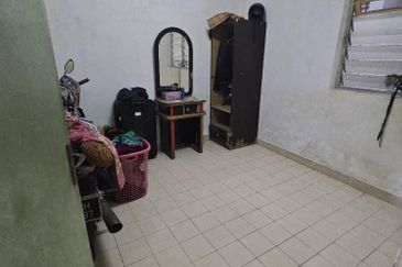 Flat Taman Ungku Tun Aminah