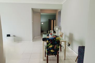 KONDOMINIUM DAMAIPURI