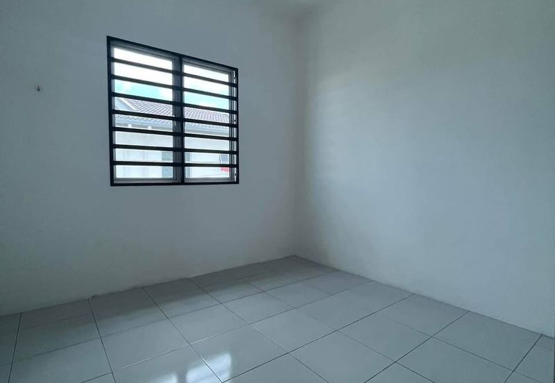 TAMAN SAUJANA HARMONI, BATU GAJAH