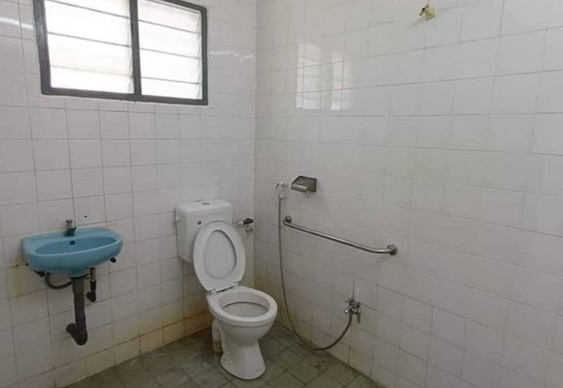 Menglembu Rasi Jaya Ground Floor Shop Lot For Rent Ipoh Perak 