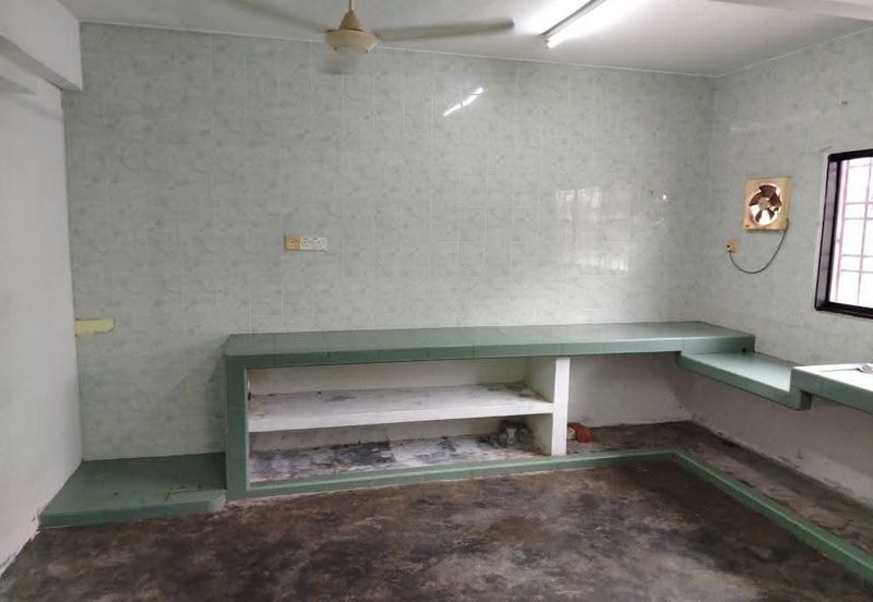 Batu Gajah Pusing Double Storey Terraced House For Rent Perak