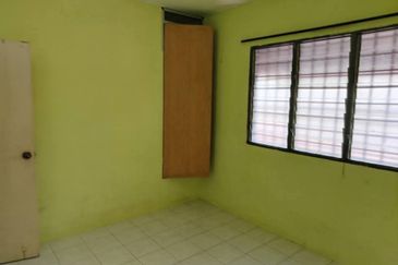 Batu Gajah Pusing Double Storey Terraced House For Rent Perak